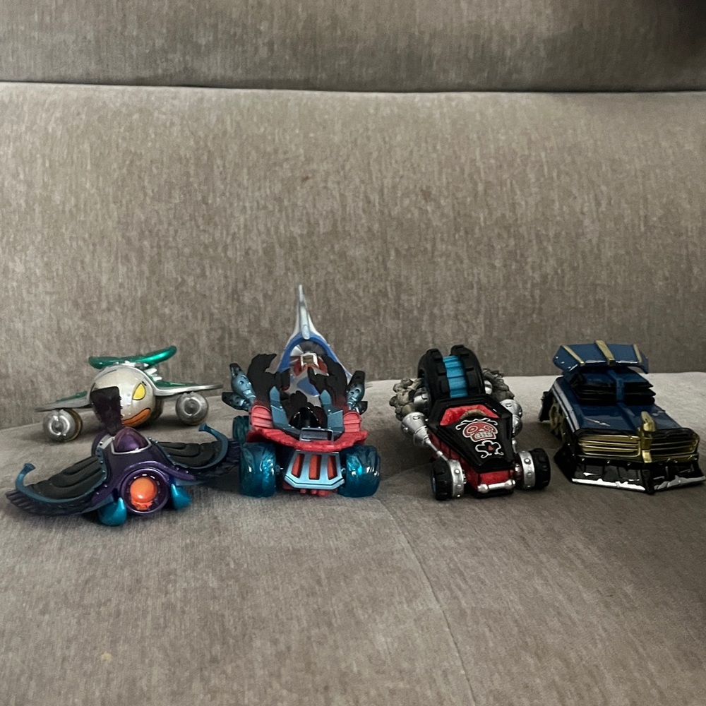Skylanders SuperChargers Wii U game set with game and portal